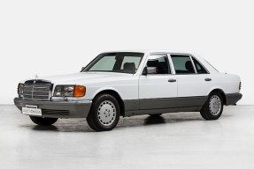 1988 Mercedes-Benz 560 SEL