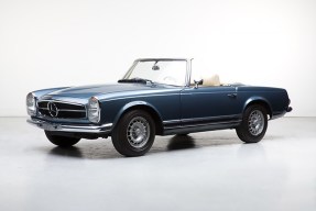 1966 Mercedes-Benz 230 SL