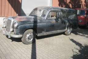 1955 Mercedes-Benz 220