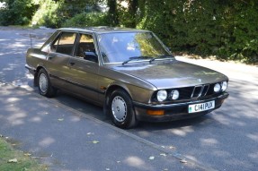 1986 BMW 520i