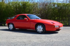 1990 Porsche 928 S4