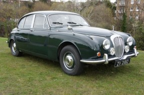 1969 Daimler V8 250