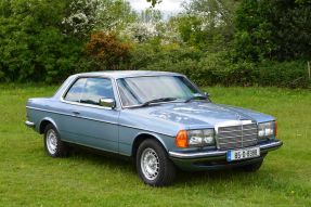 1985 Mercedes-Benz 230 CE