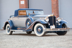 1933 Packard Super Eight