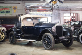 1925 Pierce-Arrow Model 33