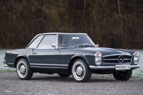 1963 Mercedes-Benz 230 SL