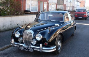 1964 Daimler V8 250