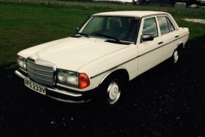 1992 Mercedes-Benz 230 E