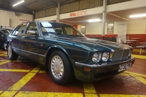 1992 Jaguar XJ6