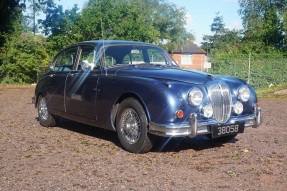 1964 Daimler V8 250