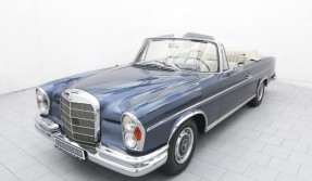 1965 Mercedes-Benz 220 SEb Cabriolet