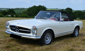 1966 Mercedes-Benz 230 SL