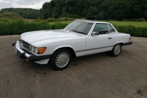 1987 Mercedes-Benz 560 SL