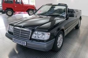 1995 Mercedes-Benz E 320