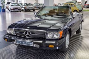 1987 Mercedes-Benz 560 SL