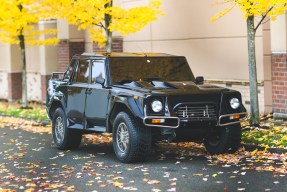 1990 Lamborghini LM002