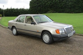 1989 Mercedes-Benz 300E