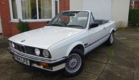 1988 BMW 320i