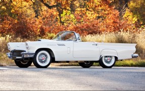 1957 Ford Thunderbird