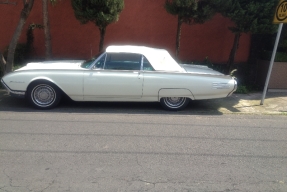 1961 Ford Thunderbird