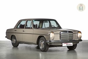 1971 Mercedes-Benz 230