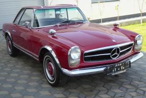 1967 Mercedes-Benz 230 SL