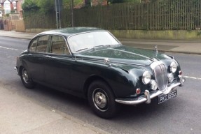 1968 Daimler V8 250