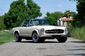 1969 Mercedes-Benz 280 SL