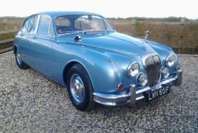 1967 Daimler V8 250