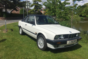 1989 BMW 320i