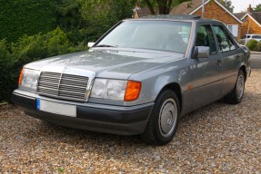 1991 Mercedes-Benz 230 E