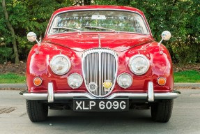 1969 Daimler V8 250