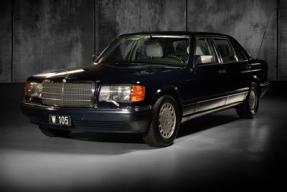 1989 Mercedes-Benz 560 SEL