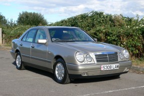 1998 Mercedes-Benz E 240