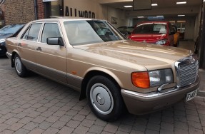1988 Mercedes-Benz 300 SE
