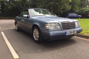 1994 Mercedes-Benz E 220