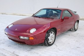 1990 Porsche 928 S4