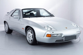 1990 Porsche 928 S4