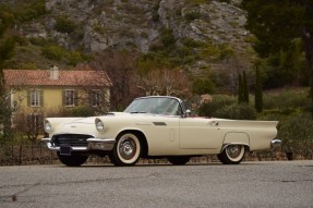 1957 Ford Thunderbird