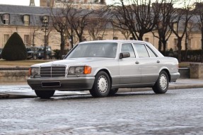 1987 Mercedes-Benz 560 SEL