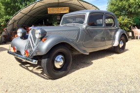 1953 Citroën 11