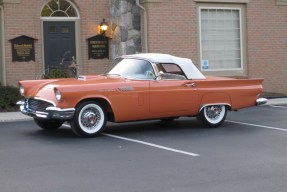 1957 Ford Thunderbird