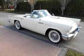 1957 Ford Thunderbird