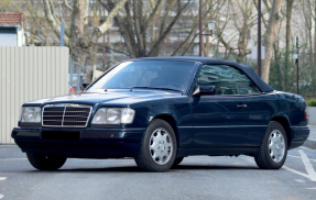 1995 Mercedes-Benz E 220