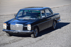 1975 Mercedes-Benz 280