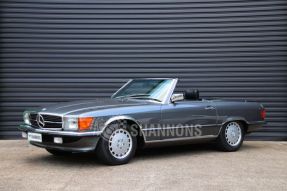 1987 Mercedes-Benz 560 SL