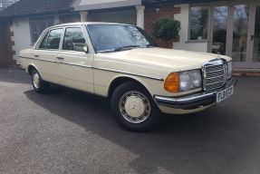 1983 Mercedes-Benz 230 E