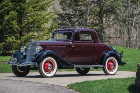 1933 Ford DeLuxe