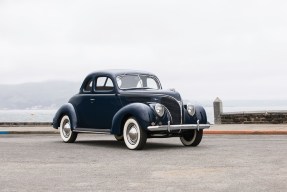 1938 Ford DeLuxe