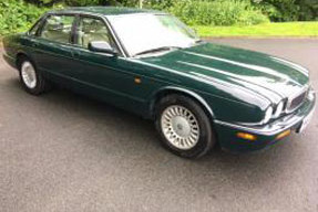 1998 Jaguar XJ8